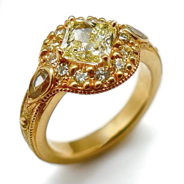 Fifteen Yellow Diamond Engagement Ring, 18K Gold, Jyotish jewelry. Vedic astrology jewelry