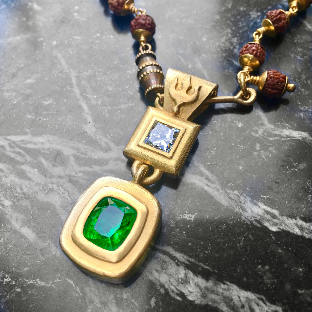 Oocha Mani - Diamond & Emerald 'Trishula' Pendant, 22K Gold. Jyotish jewelry. Vedic astrology jewelry